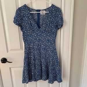 Size 6 Princess Polly The Sting Mini Dress in Blue